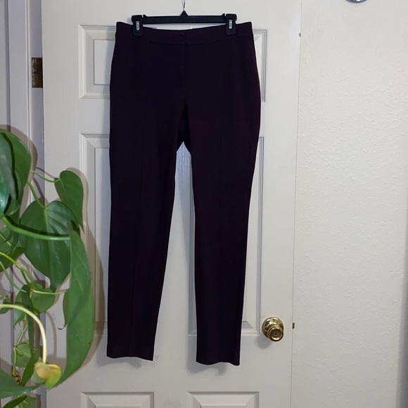 Akris Punto Pants - Akris Punto Maroon stretch dress pants, size 8